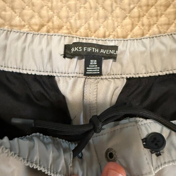 Saks Fifth Avenue - Men's Technical Shorts - Size XL - Picture 2 of 3